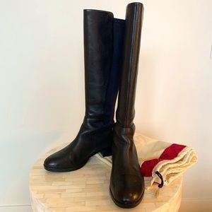 Tory Burch Leather Pull on Boot Black